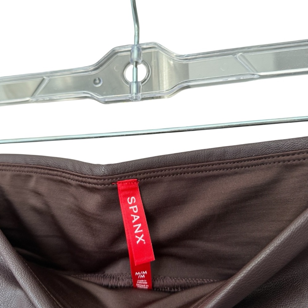NWT Spanx Cherry Brown Chocolate Faux Leather Like Front Slit Pants Womens M - Picture 4 of 7